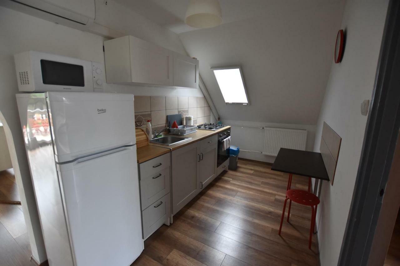 Borsi Apartman Balatonalmádi エクステリア 写真